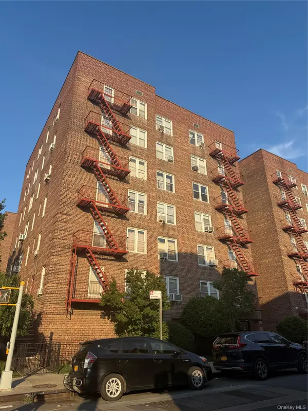 3305 90 Street #2D, Jackson Heights, NY 11372