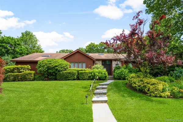 132 Barton Road, White Plains, NY 10605