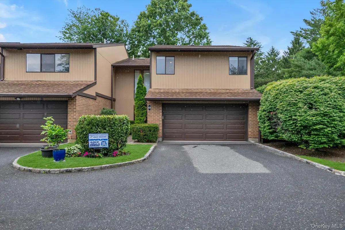 49 Wimbledon Drive, Roslyn, NY 11576 - #1