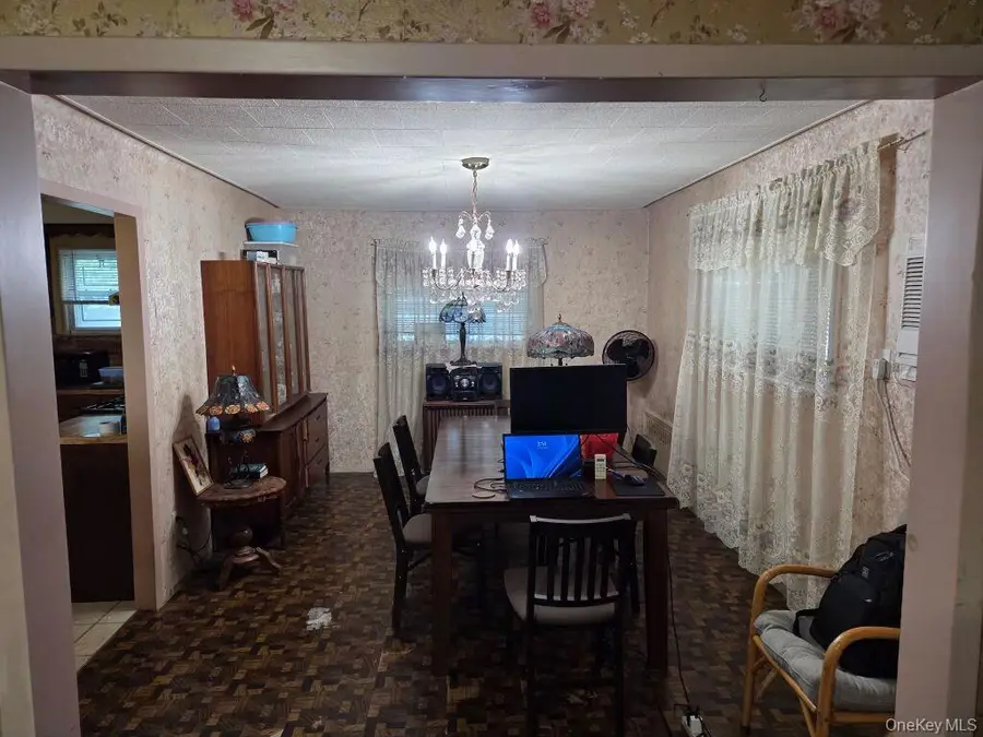 93-27 215th Place, Queens Village, NY 11428 - #3