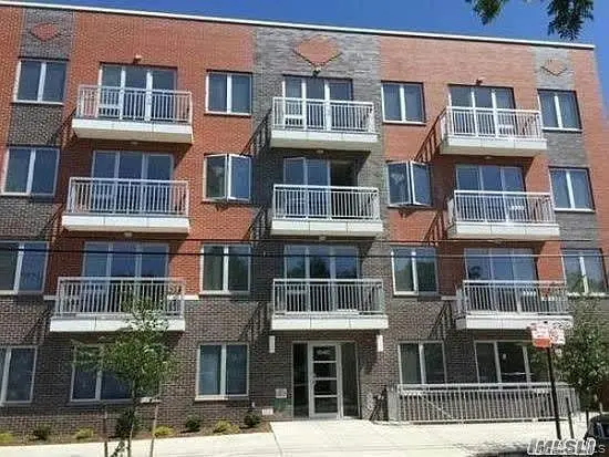 3215 Leavitt Street #1C, Flushing, NY 11354