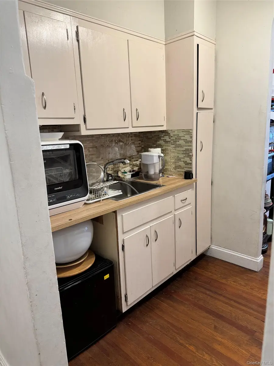 2922 Barnes Avenue #6L, Bronx, NY 10467 - #2