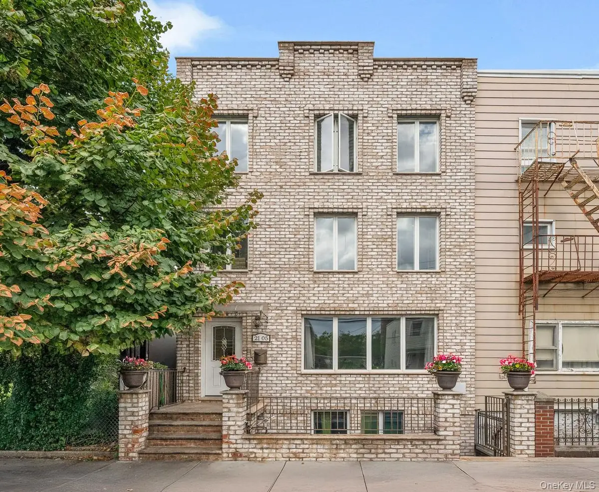 2105 33rd Avenue, Astoria, NY 11106 - #1