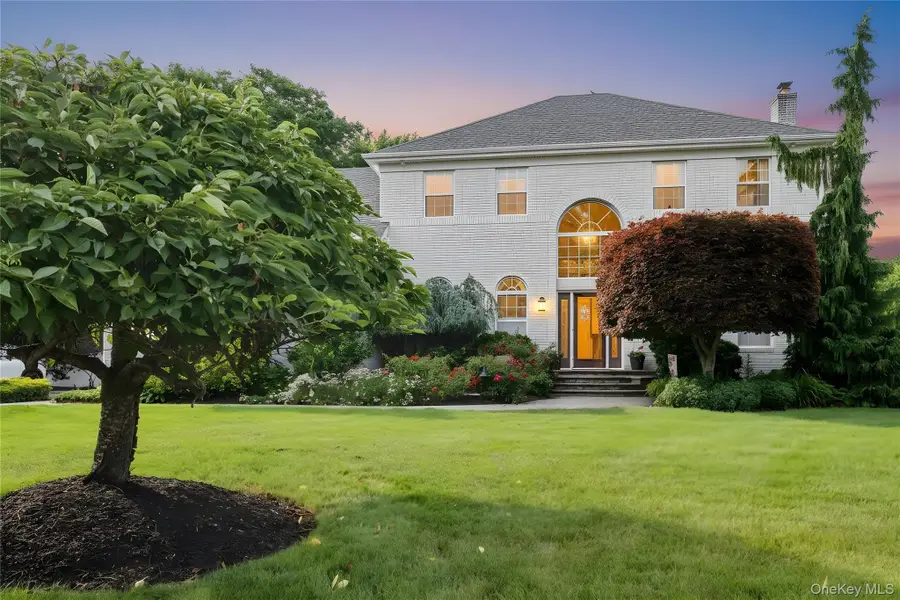 15 Barnaby Court E, Hauppauge, NY 11788 - #3