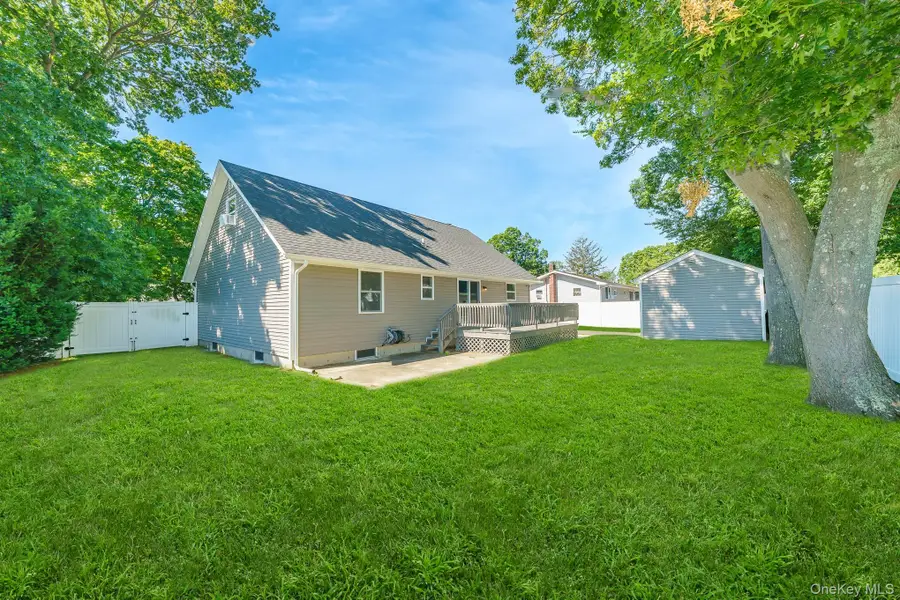 925 Liberty Street, Bohemia, NY 11716 - #3