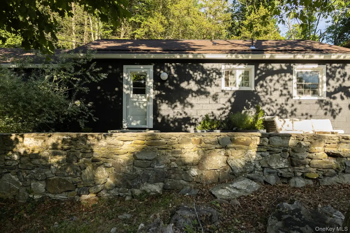 2846 Route 82, Pleasant Valley, NY 12569 - #1