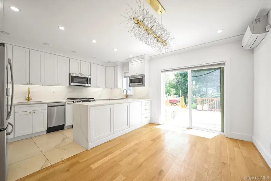 138-08 76th Avenue, Flushing, NY 11367 - #3