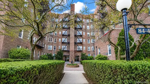 84-49 168th Street #2V, Jamaica Hills, NY 11432