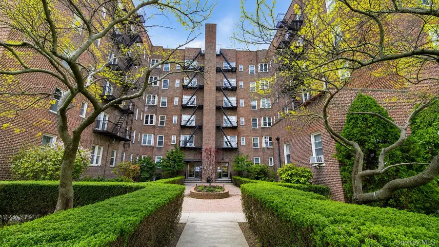 84-49 168th Street #2V, Jamaica, NY 11432 - #2