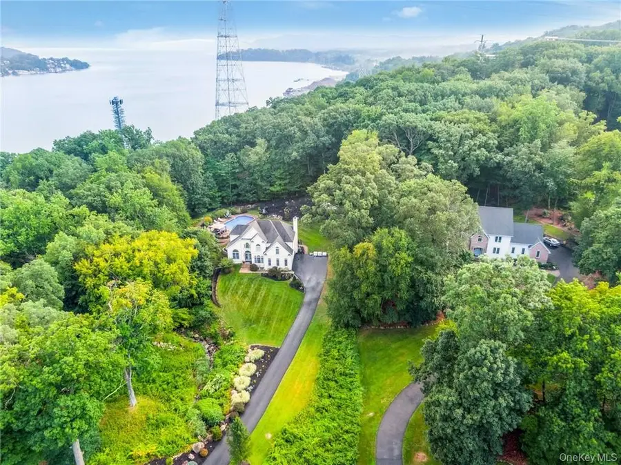 3 Katavolos Drive /160-162 Mott Farm Road, Tomkins Cove, NY 10980 - #2