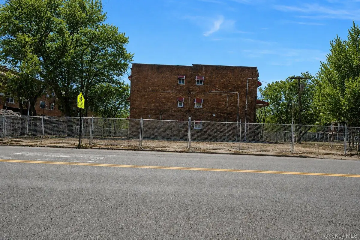 1910 Randall Avenue, Bronx, NY 10473 - #1