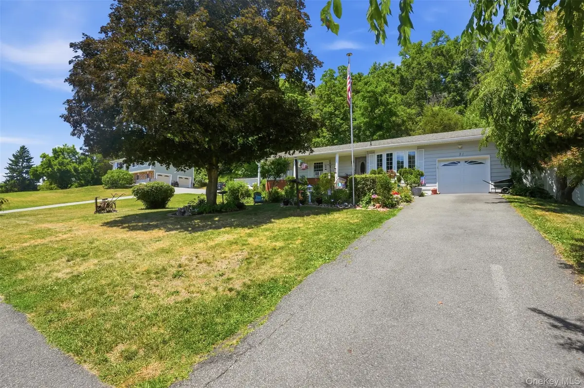 31 Park Hill Drive, Hopewell Junction, NY 12533 - #1