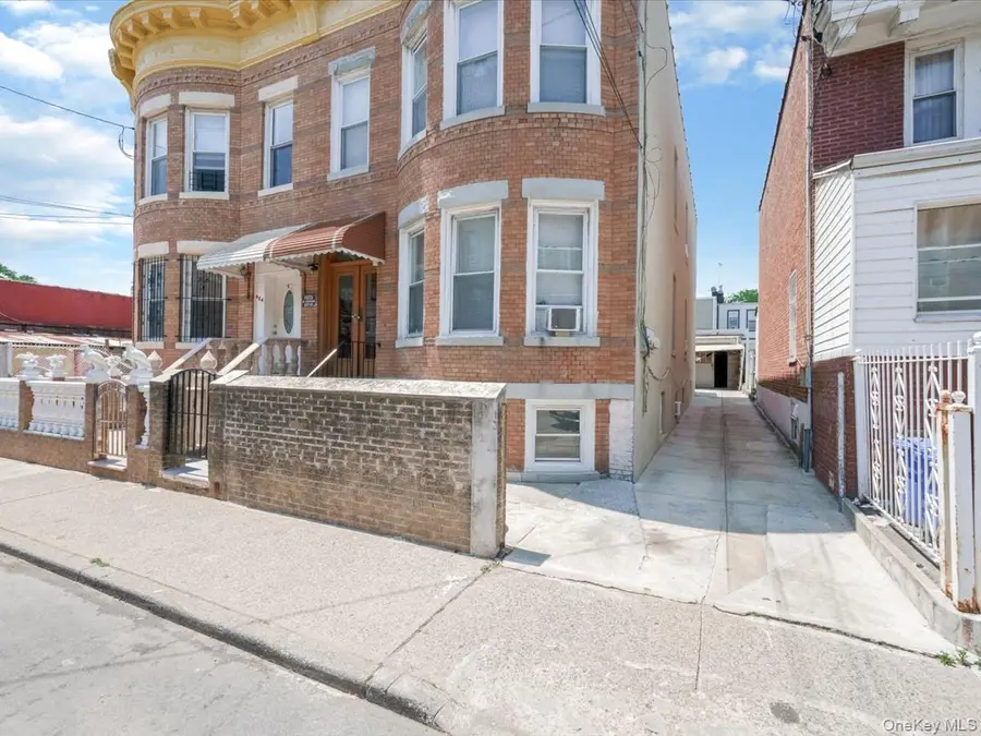 452 Lincoln Avenue #HSE, Brooklyn, NY 11208 - #3