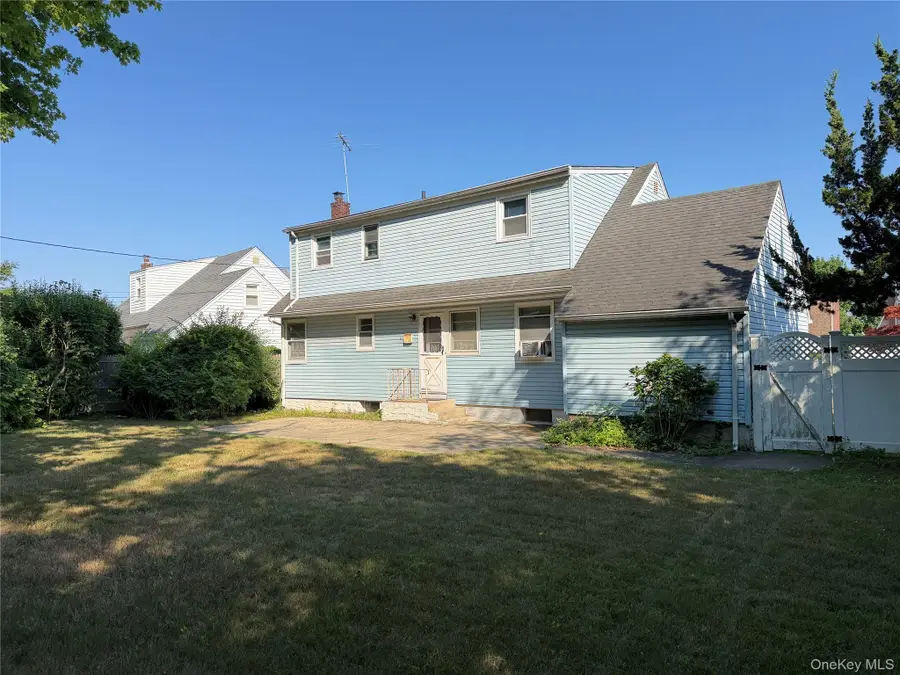 21 Morris Road, Bethpage, NY 11714 - #3
