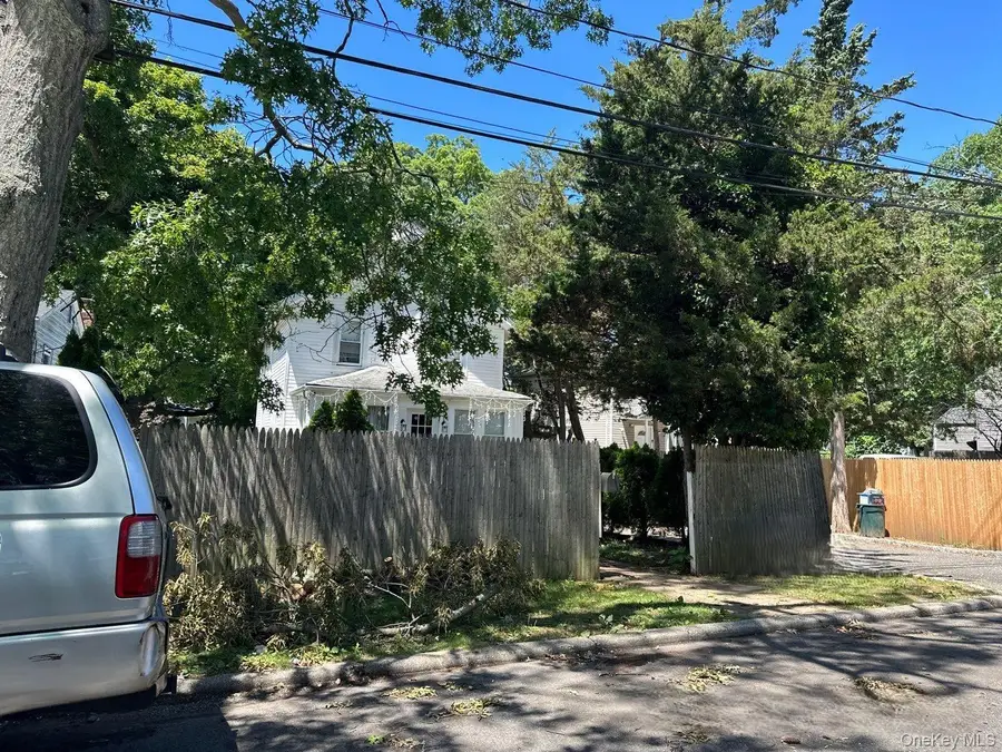 55 9th Avenue, Huntington Station, NY 11746 - #2