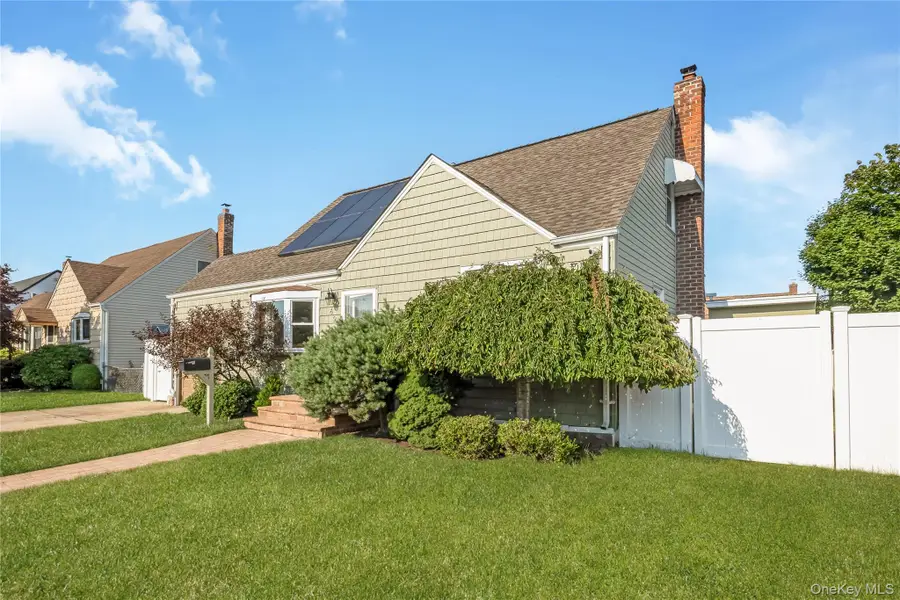69 Louis Drive, Farmingdale, NY 11735 - #3