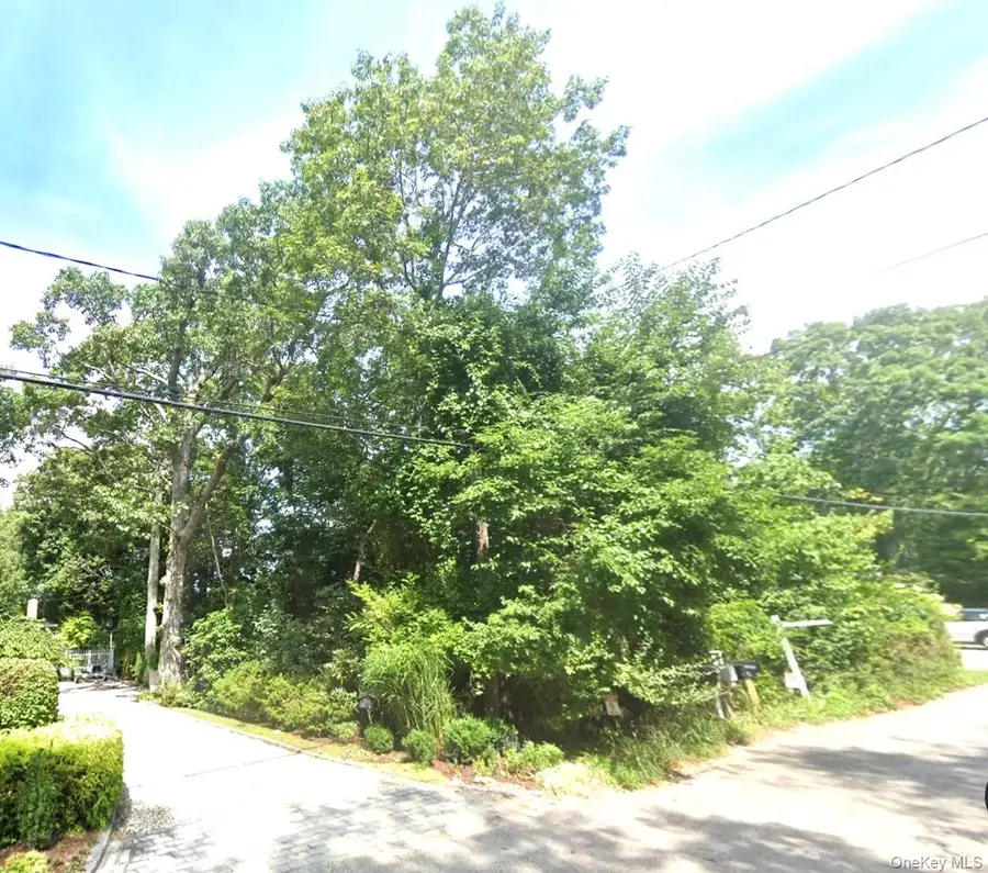 13 Lake Drive, Southampton, NY 11968 - #2