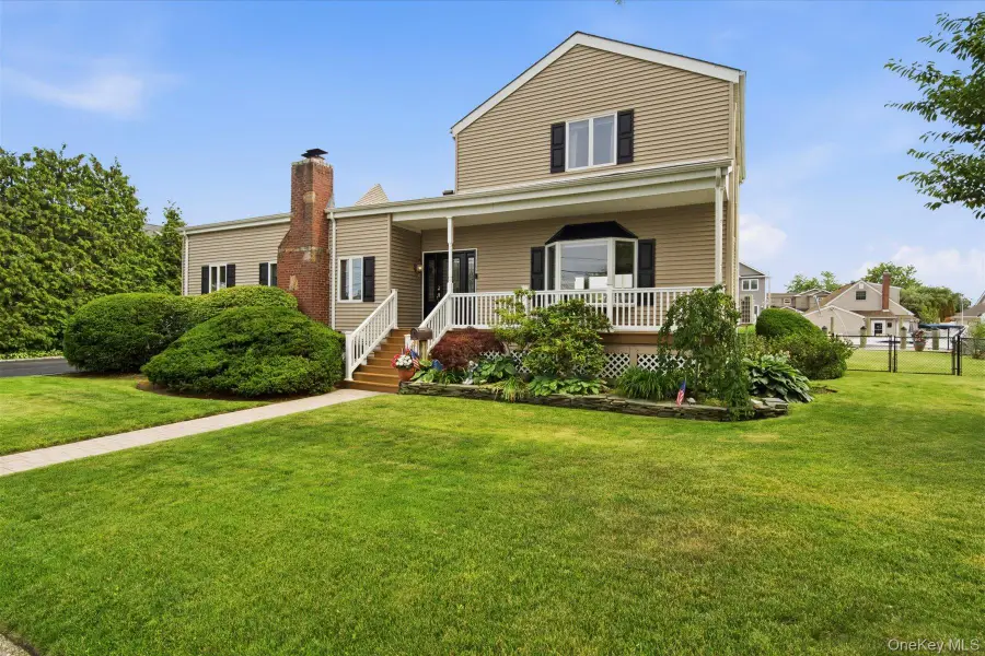 20 Barry Road, Amityville, NY 11701 - #2