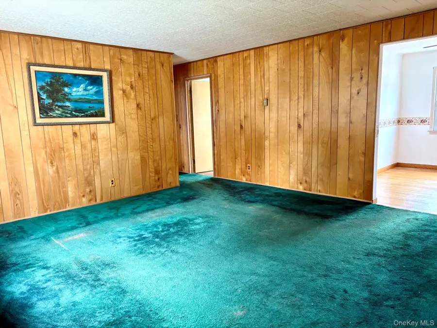 67 Maple Drive, Lindenhurst, NY 11757 - #2