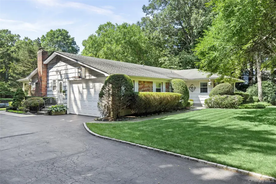 315 Laurel Lane, Laurel Hollow, NY 11791 - #2