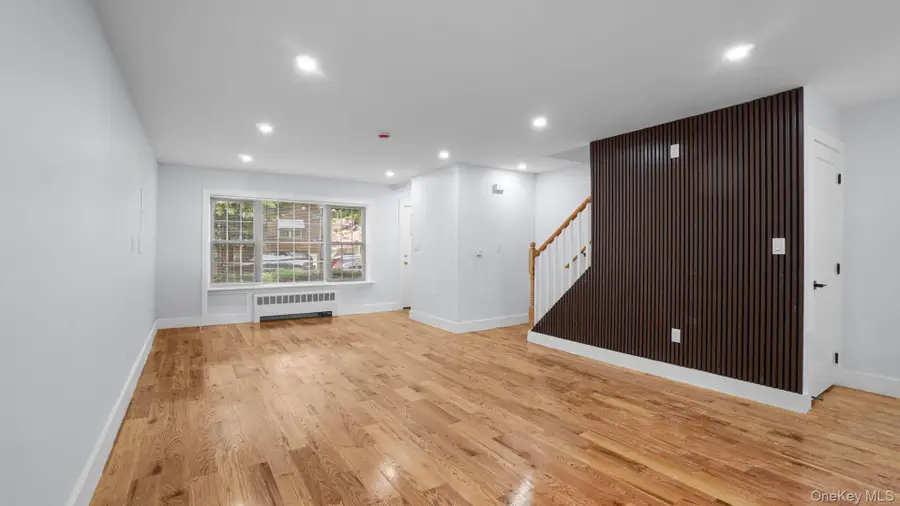 4081 Grace Avenue, Bronx, NY 10466 - #2
