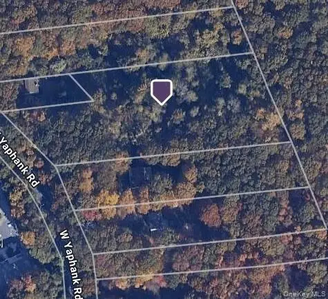 124 W Yaphank Road, Coram, NY 11727