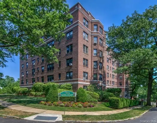 11 Alden Road #6N, Larchmont, NY 10538