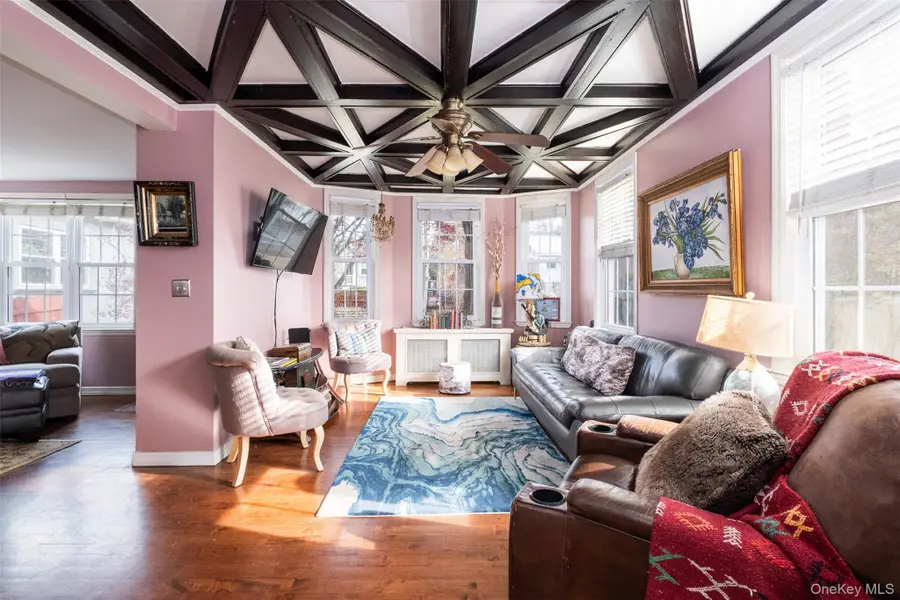 469 Minnieford Avenue, Bronx, NY 10464 - #2