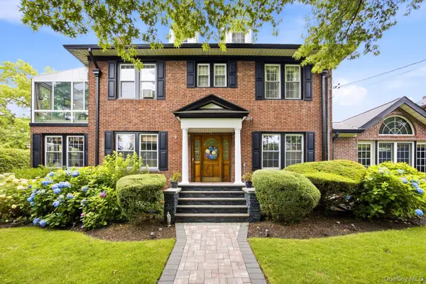 Address Withheld By Seller, Bayside, NY 11360