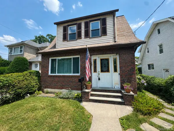 113 Rhodes Street, New Rochelle, NY 10801