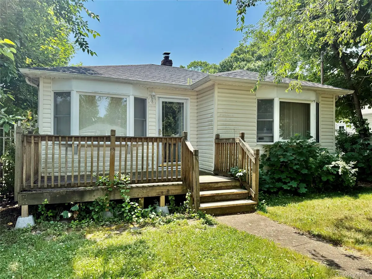 70 Brushwood Drive, Shirley, NY 11967 - #1