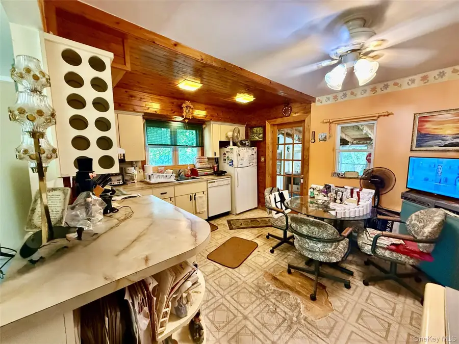 70 Brushwood Drive, Shirley, NY 11967 - #3