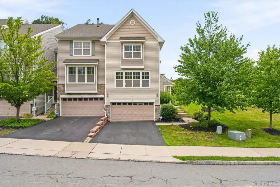 2608 Hawthorn Way, New Windsor, NY 12553 - #2