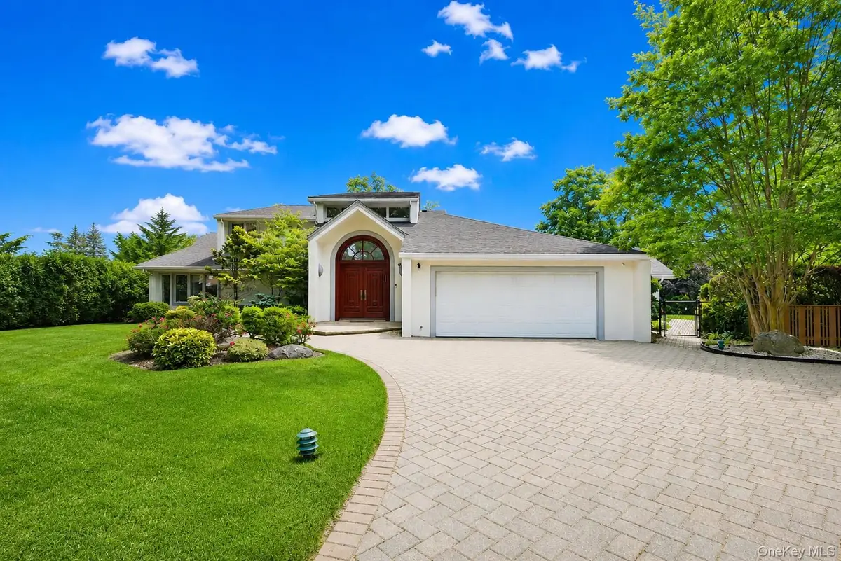 345 Heather Lane, Hewlett Harbor, NY 11557 - #1