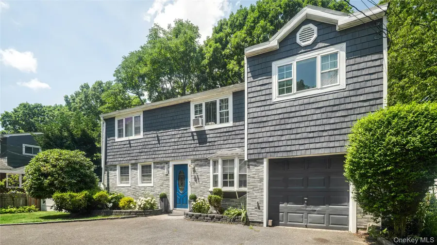 1634 N Gardiner Drive, Bay Shore, NY 11706 - #3