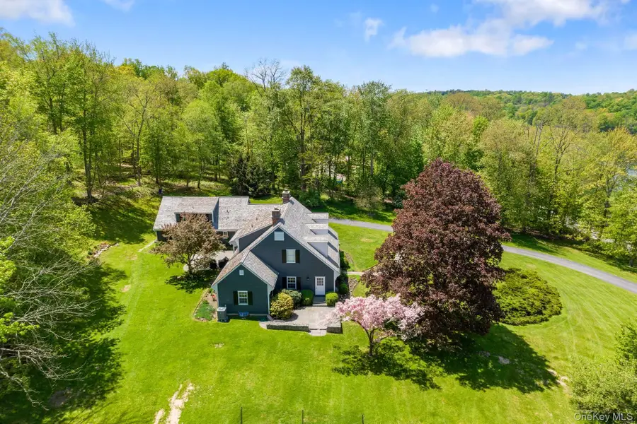 52 Lake Road, Katonah, NY 10536 - #3