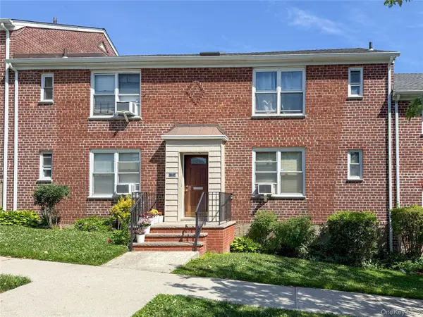 Address Withheld By Seller, Bayside, NY 11361
