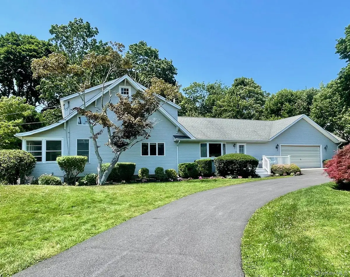 2725 Skunk Lane, Cutchogue, NY 11935 - #1