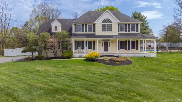 12 Ridgeview Lane, Marlboro, NY 12542