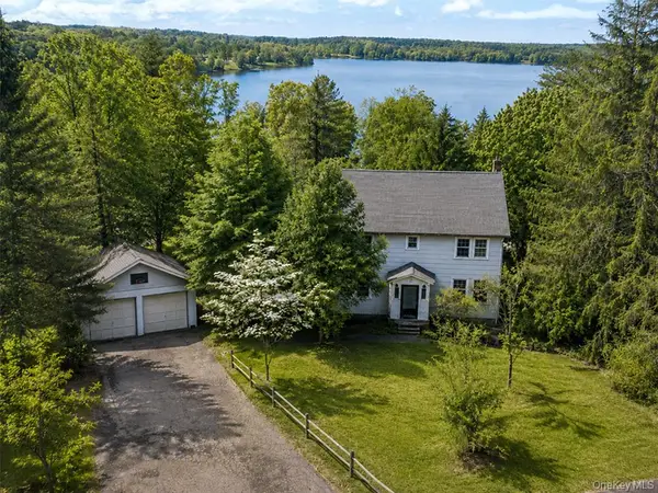 328 Lake View Drive, Highland Lake, NY 12743