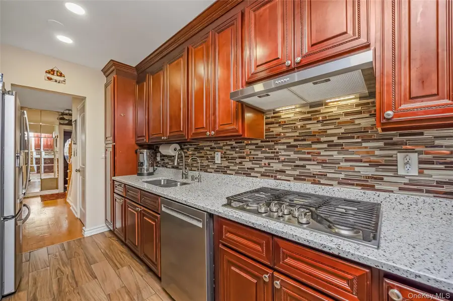 17316 Jewel Avenue, Fresh Meadows, NY 11365 - #3