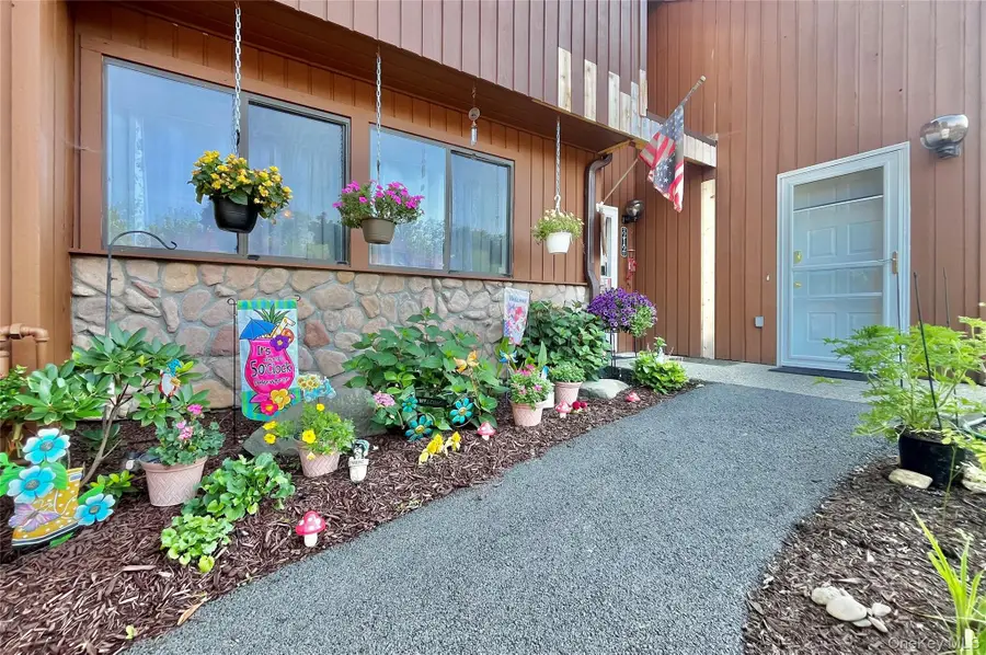 212 Falcon Court, Poughkeepsie, NY 12603 - #3