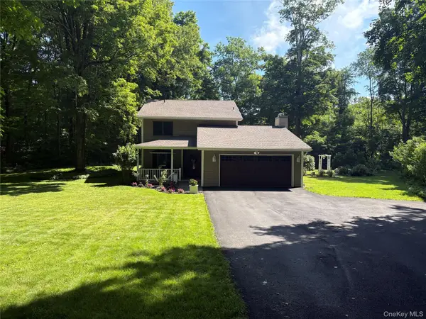 43 Nathan Hale Drive, Stormville, NY 12582