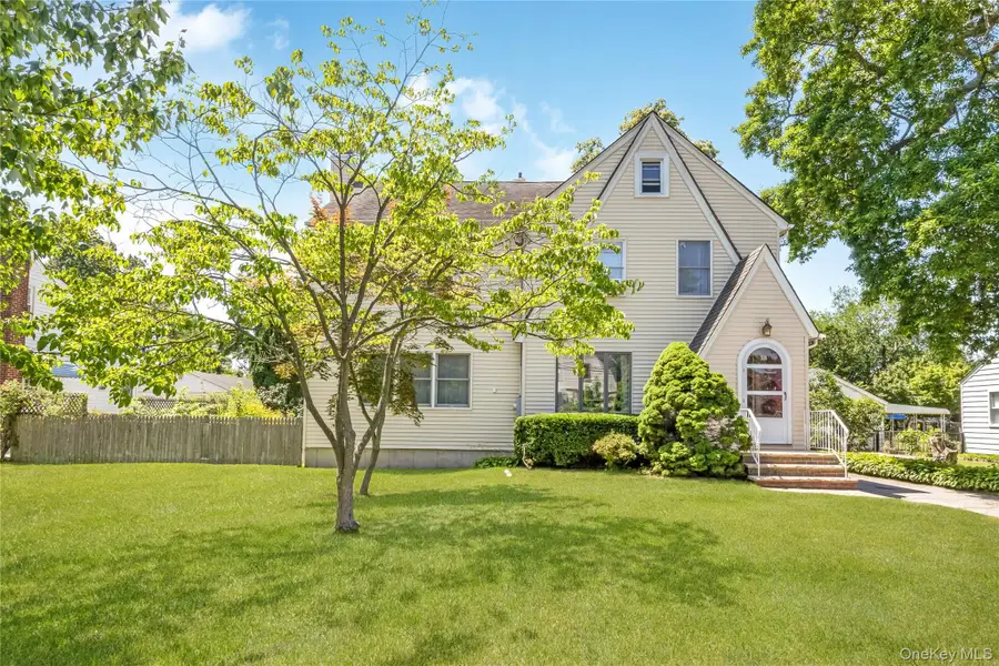 530 Elm Street, West Hempstead, NY 11552 - #3