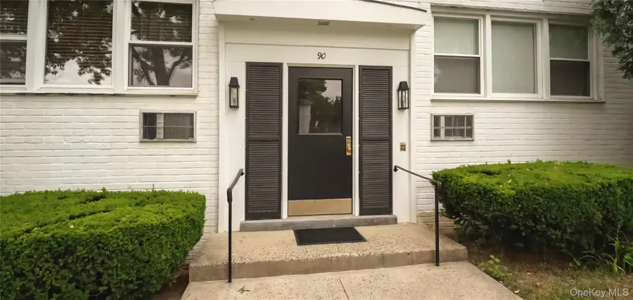 90 Avon Circle #D, Port Chester, NY 10573 - #3