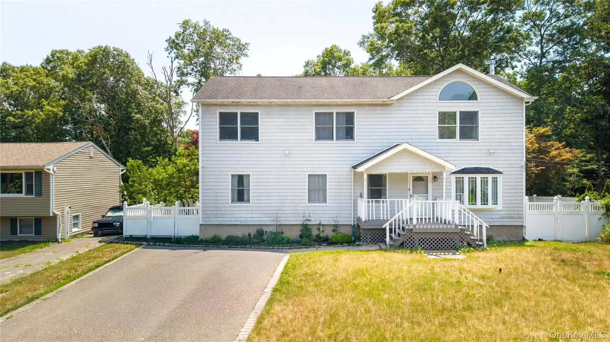4478 Express Drive S, Ronkonkoma, NY 11779 - #1