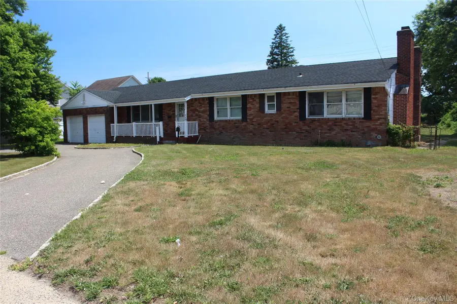 924 Fulton Street, Farmingdale, NY 11735 - #2