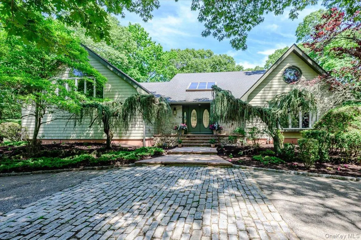 33 Meadow Farm Road, East Islip, NY 11730 - #1