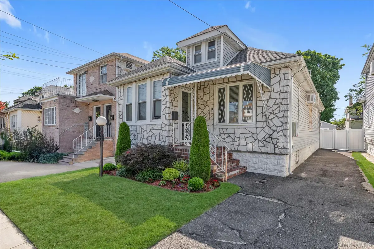 168-54 118th Road, Jamaica, NY 11434 - #1
