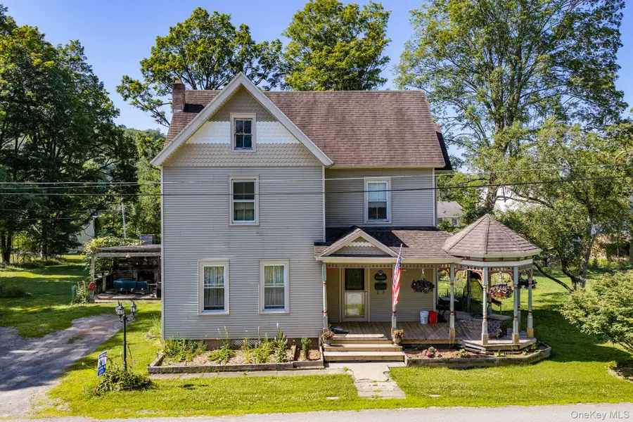 8 Chapel Street, Jeffersonville, NY 12748 - #3